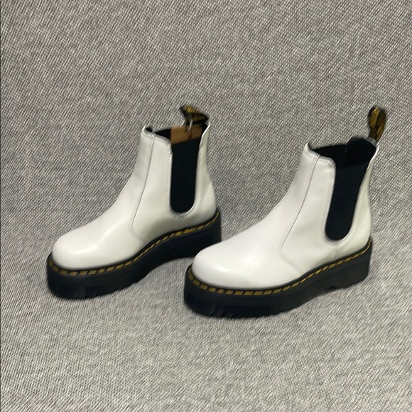 Dr. Martens White Chelsea Boots - Picture 7 of 16